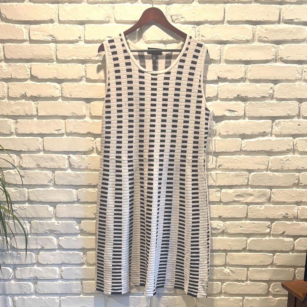Black and White Midi Knit Dress